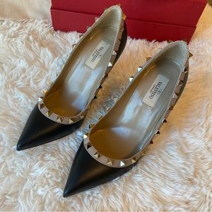 Valentino Rockstud Pumps Like New Condition
